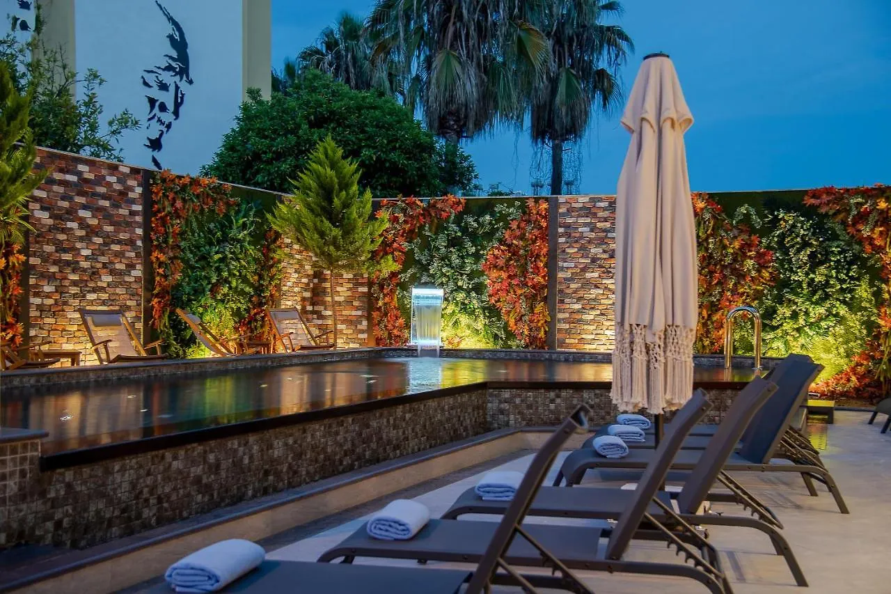Sealife Royal Aparthotel Antalya